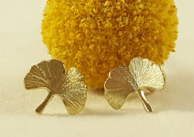 Ohrstecker kleine Ginkgoblätter aus 585/- Gelbgold