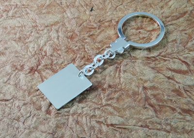 Schlüsselanhänger rechteckige Platte Silber matt, gravierfähig